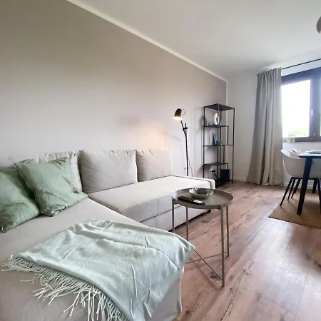Apartmán Mit Rheinblick, Messe, Balkon, Kueche, Parkplatz Neuss