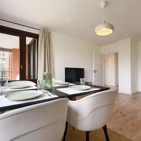 Mit Rheinblick, Messe, Balkon, Kueche, Parkplatz
