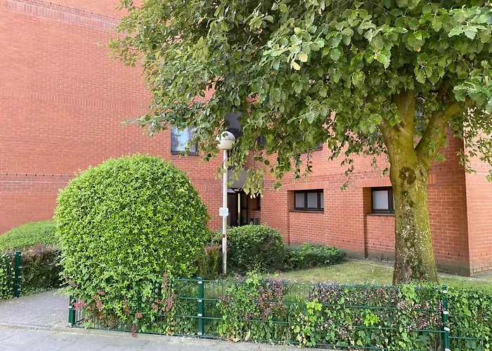 Mit Rheinblick, Messe, Balkon, Kueche, Parkplatz Lejlighed