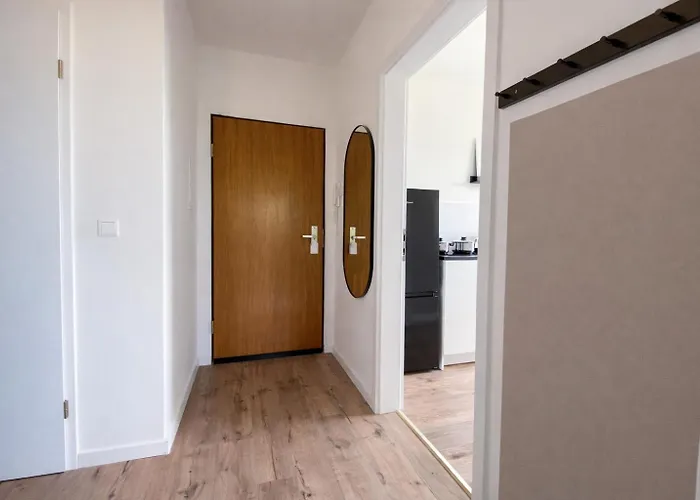 Mit Rheinblick, Messe, Balkon, Kueche, Parkplatz